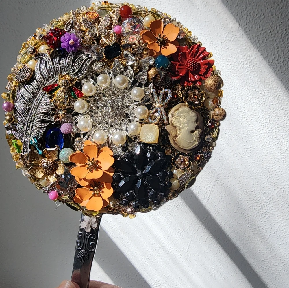 HAND CRAFTED JEWELRY  MIRROR - Picture 4 of 4